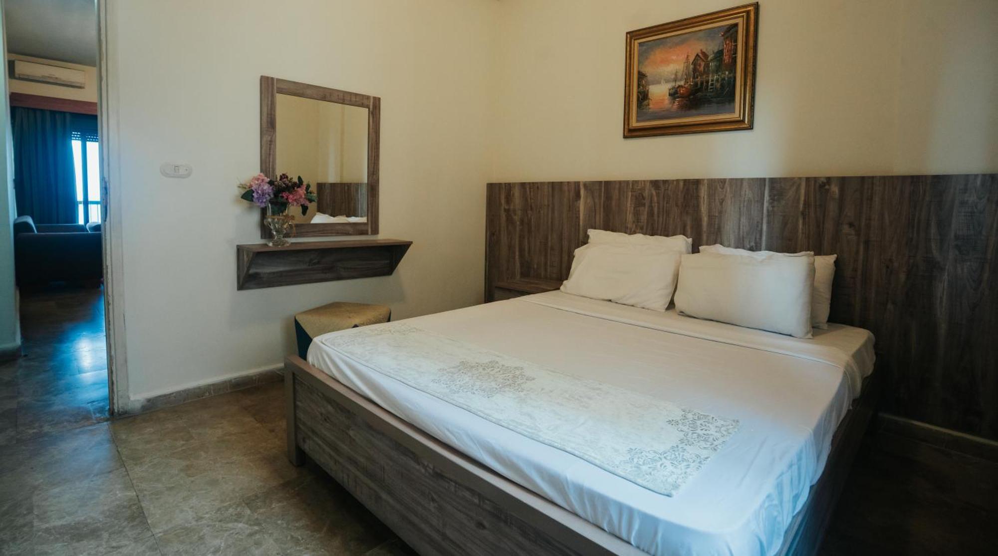 Holiday Suites Hotel & Beach Resort Джуния Екстериор снимка