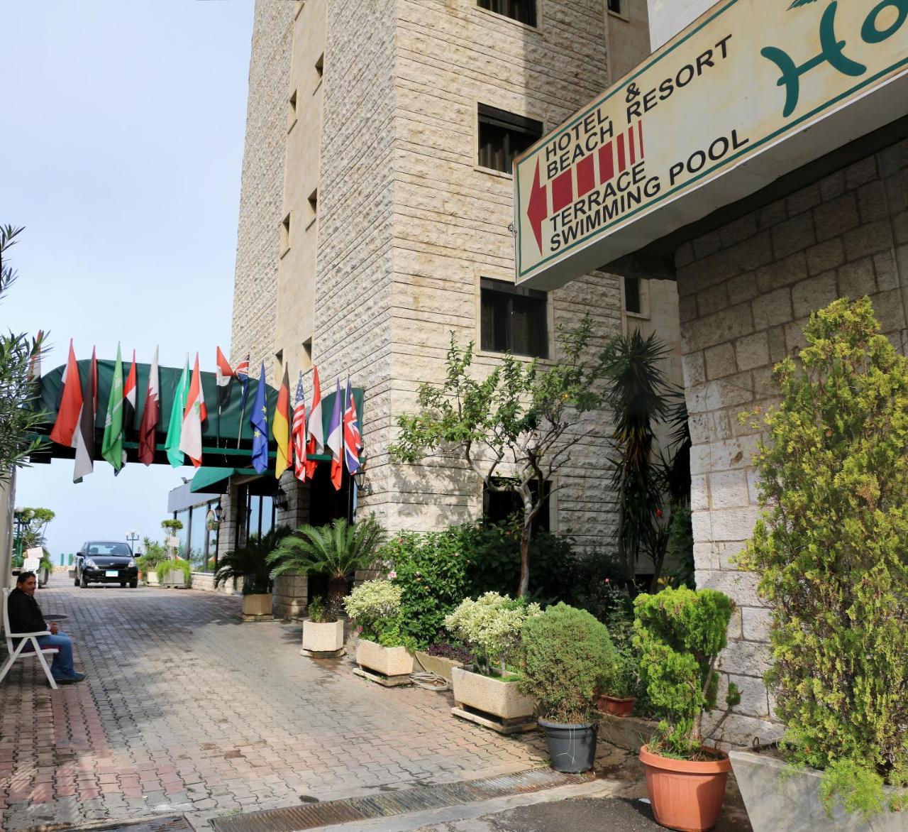 Holiday Suites Hotel & Beach Resort Джуния Екстериор снимка