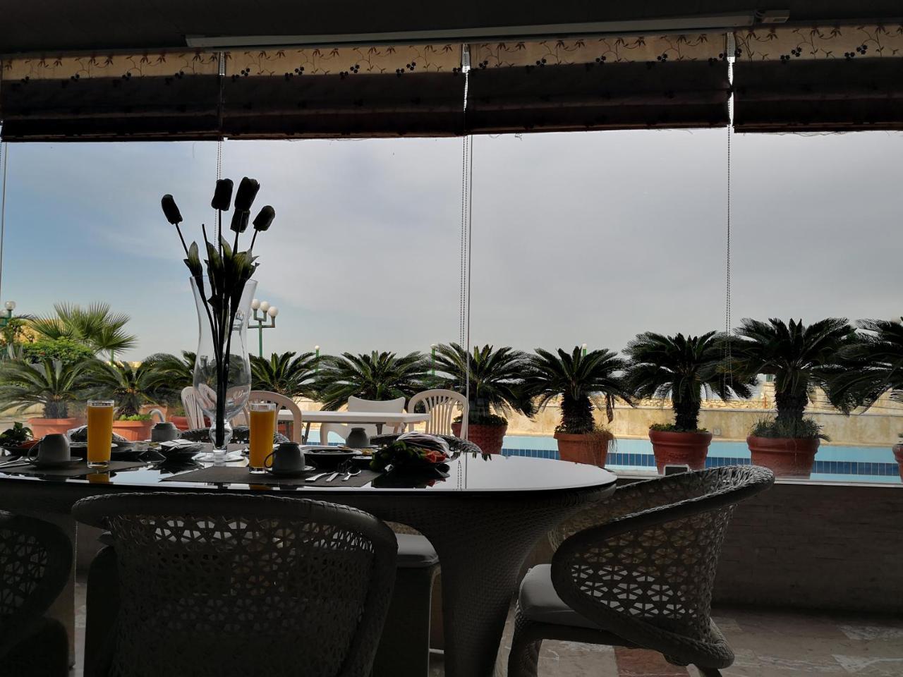 Holiday Suites Hotel & Beach Resort Джуния Екстериор снимка